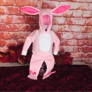 St. Nicolas Square Pink
A Christmas Story Bunny Suit Bottle Cover